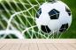 Preview: Fototapete Fußball fliegt ins Tor für Kinderzimmer und Wohnzimmer