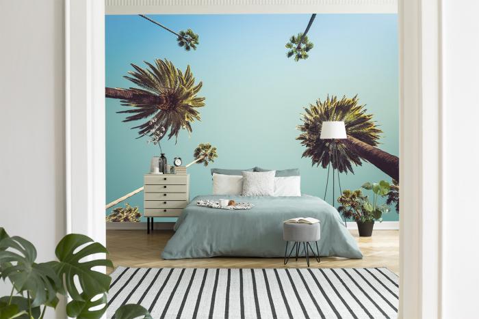 Retro-Fototapete Palmen am Himmel in Los Angeles in einem Schlafzimmer