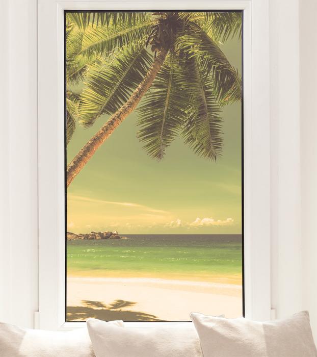 Fensterfolie Palmenstrand im 80s-Retro-Look im Hochformat