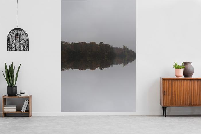 Hochformat-Fototapete Insel mit Wasserspiegelung in einem Wohnzimmer