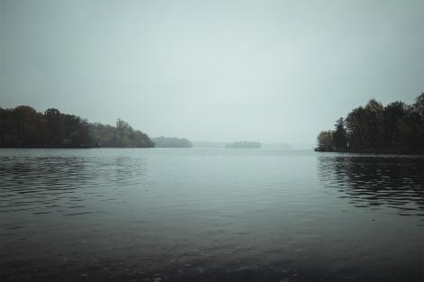 Fototapete Insel im Nebel