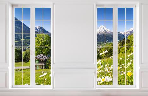 Fototapete große Fenster mit Blick auf den Watzmann in den Alpen